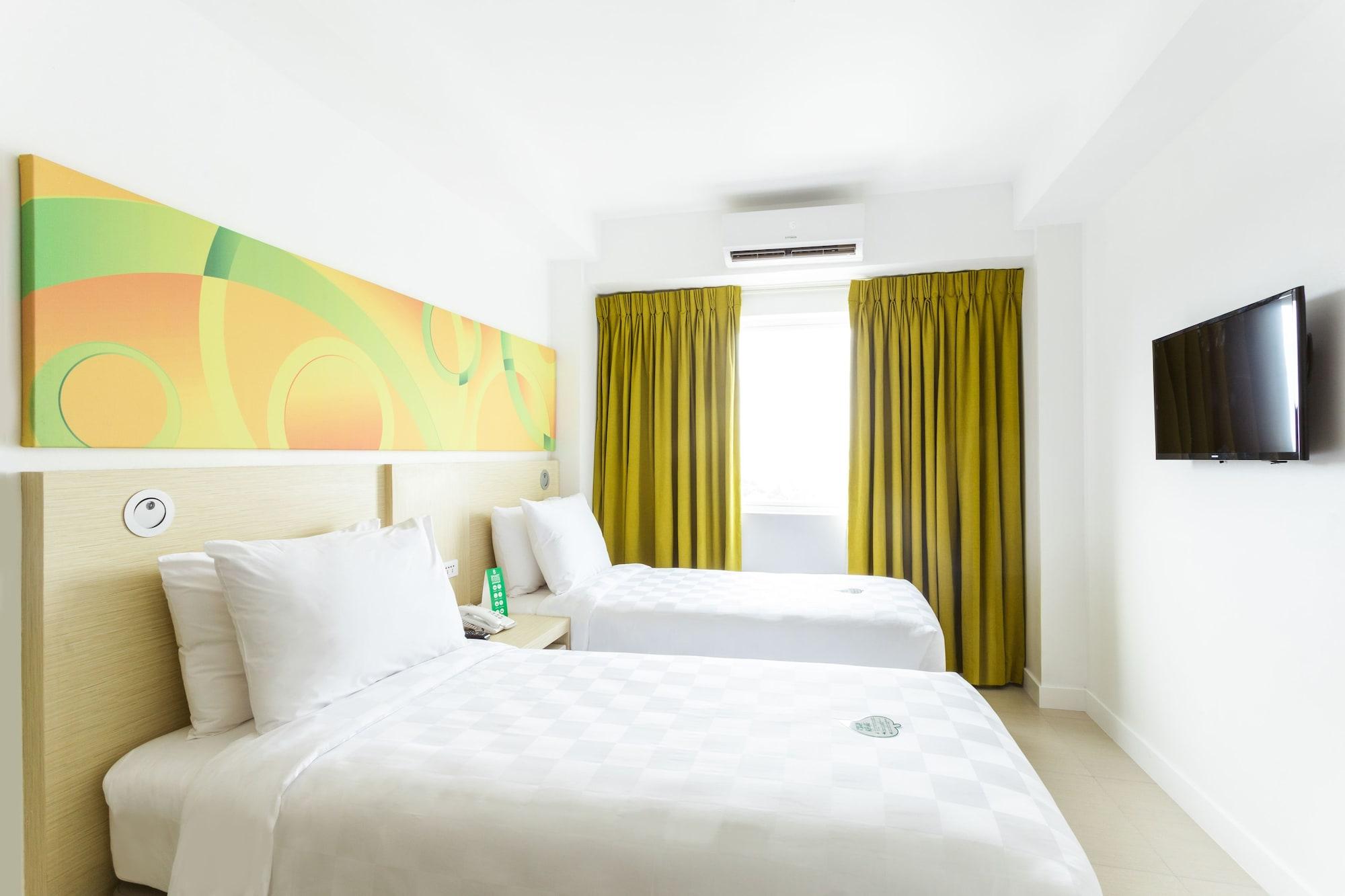 Go Hotels Timog Quezon City Extérieur photo