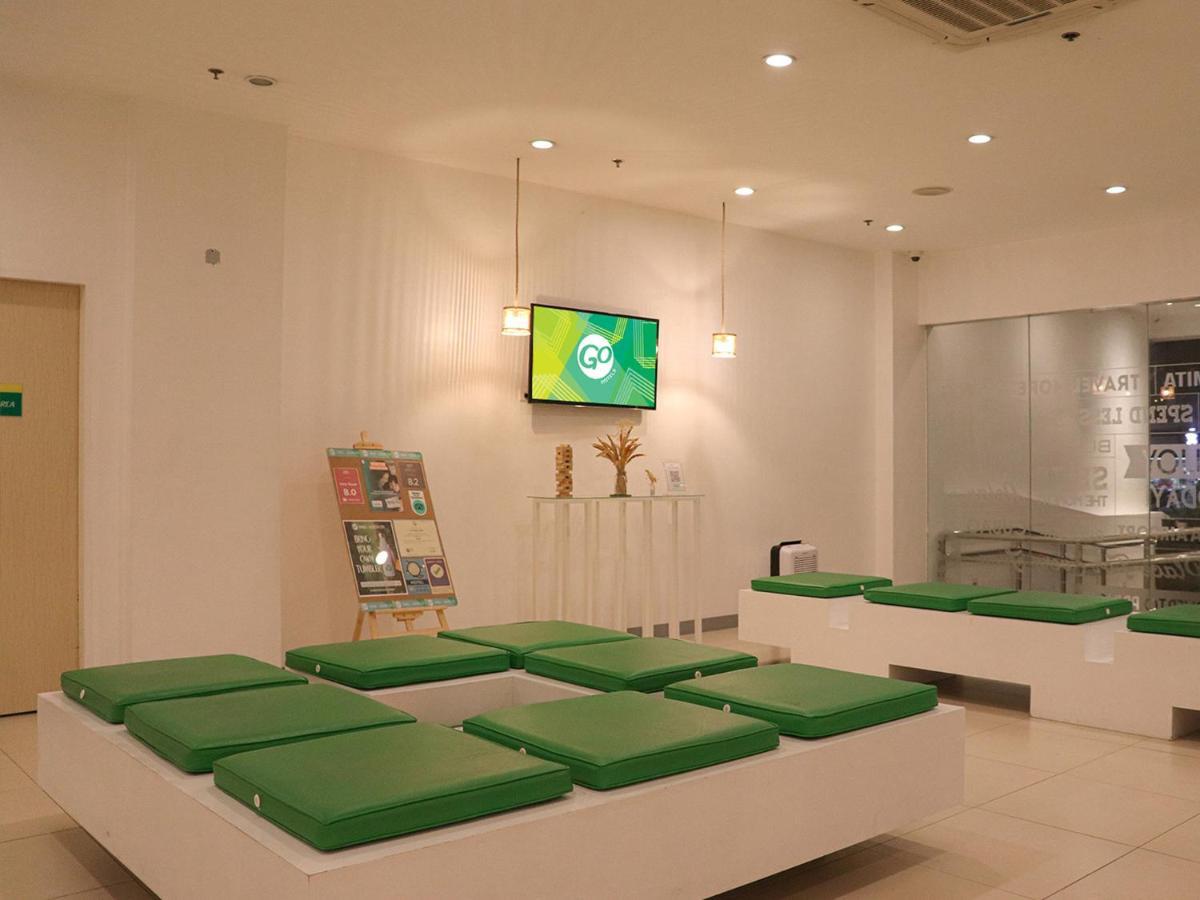 Go Hotels Timog Quezon City Extérieur photo