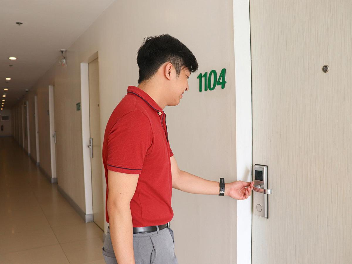 Go Hotels Timog Quezon City Extérieur photo