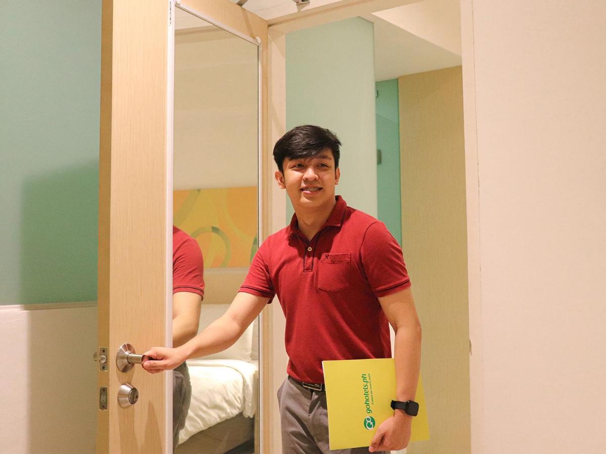 Go Hotels Timog Quezon City Extérieur photo