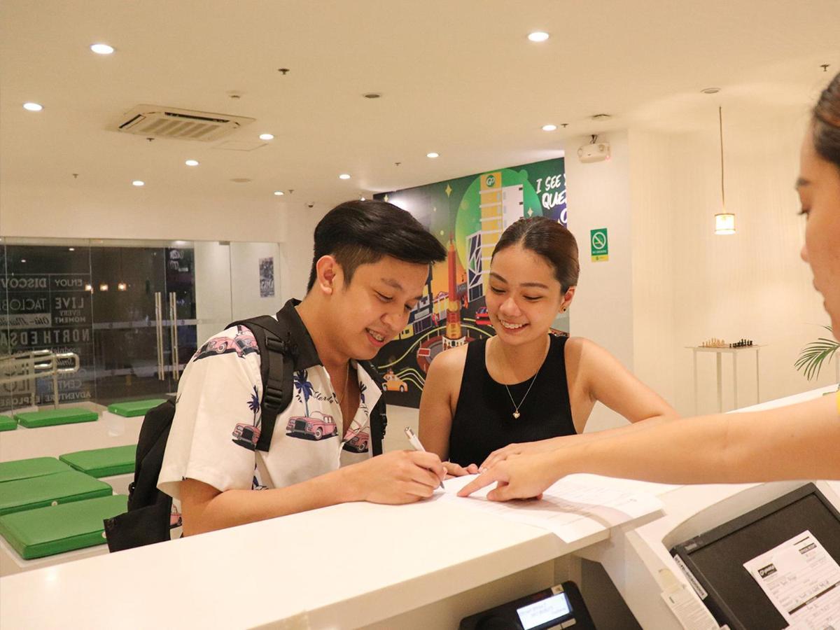 Go Hotels Timog Quezon City Extérieur photo
