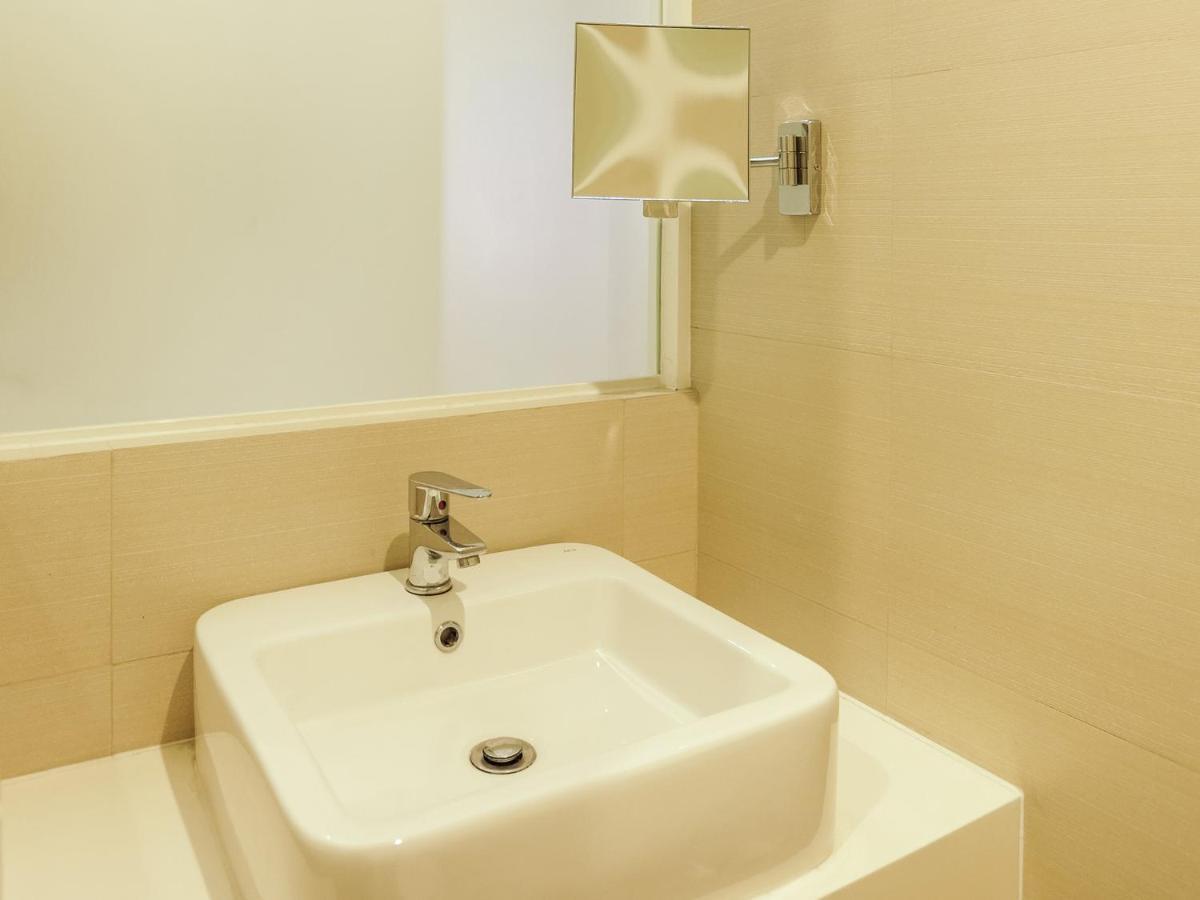 Go Hotels Timog Quezon City Extérieur photo