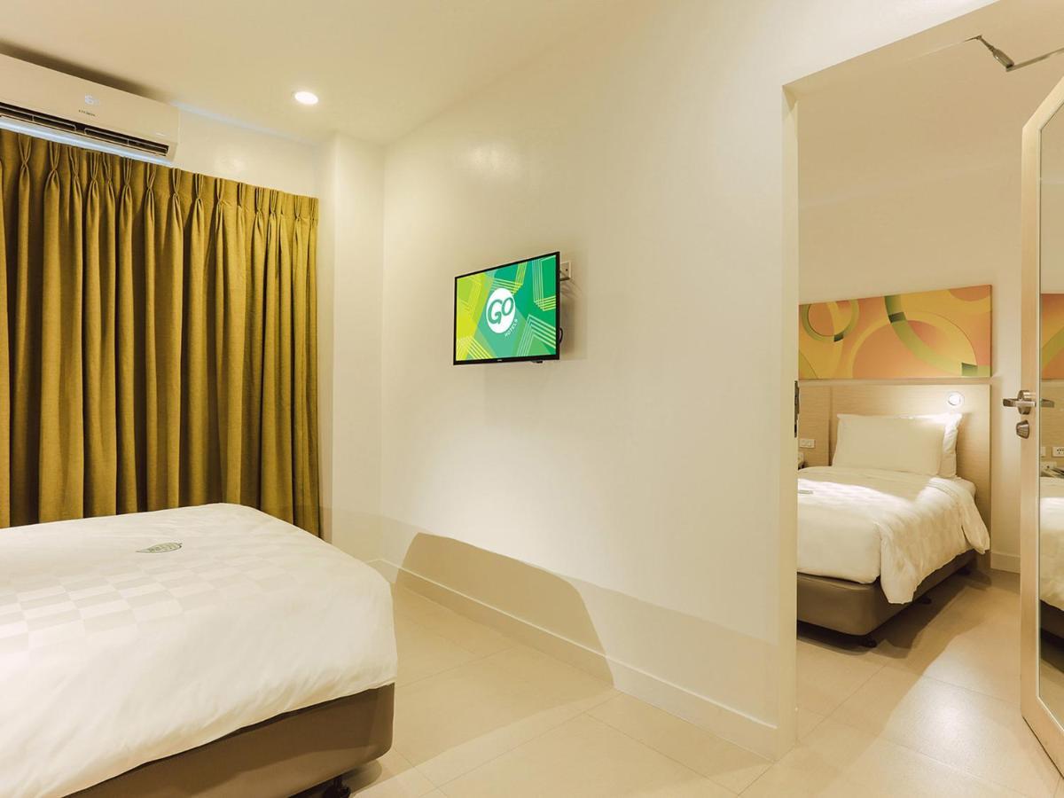 Go Hotels Timog Quezon City Extérieur photo