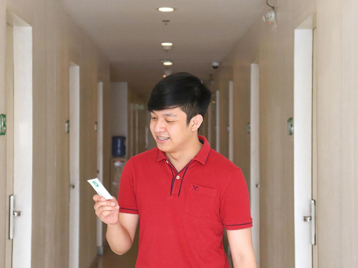 Go Hotels Timog Quezon City Extérieur photo