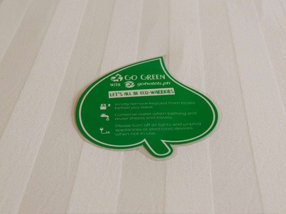 Go Hotels Timog Quezon City Extérieur photo