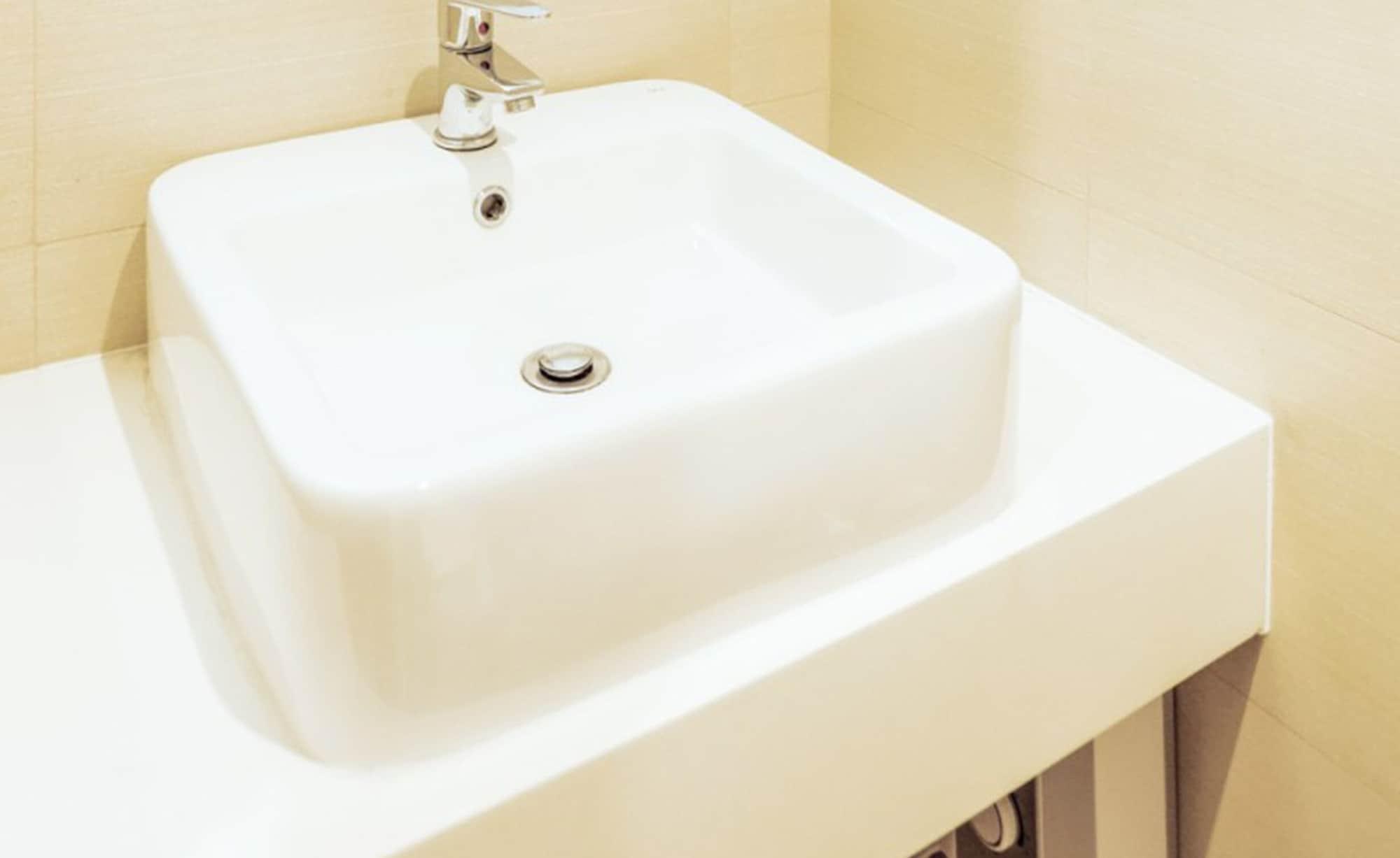 Go Hotels Timog Quezon City Extérieur photo