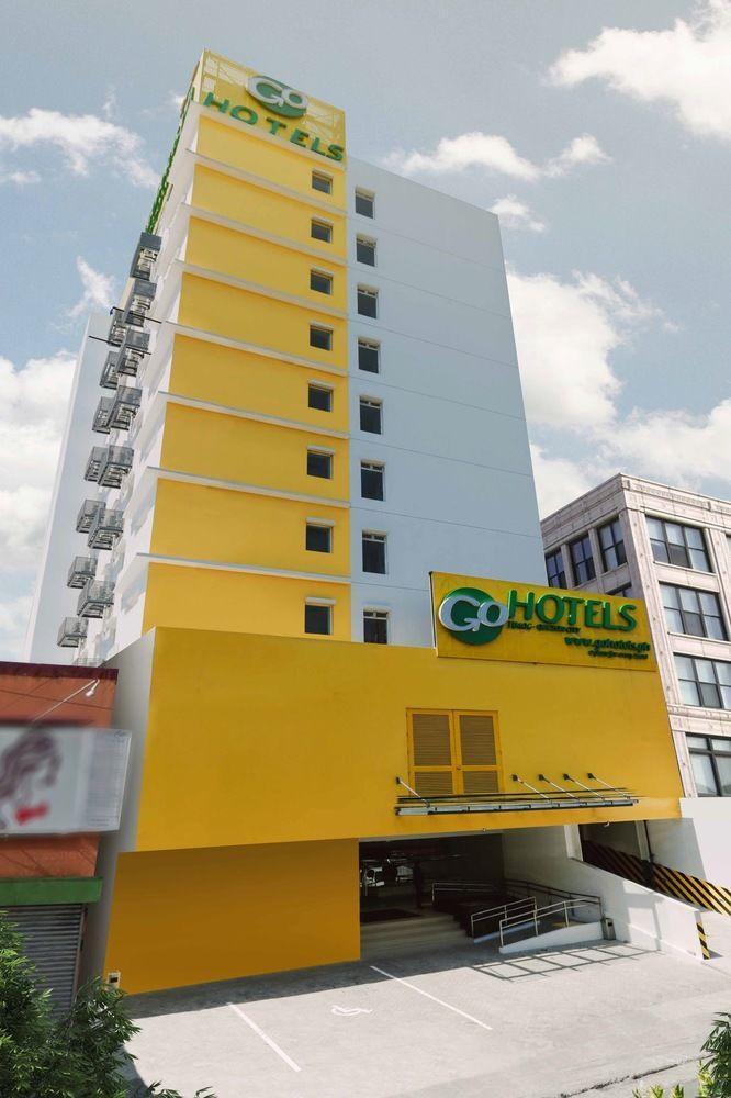 Go Hotels Timog Quezon City Extérieur photo